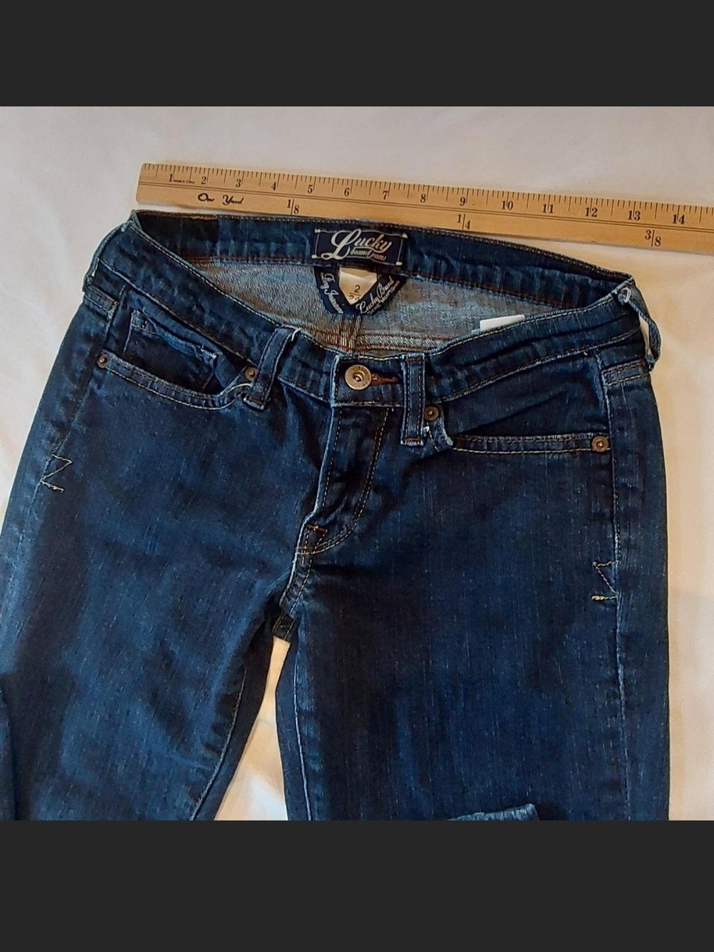 Vintage early Y2K Lucky Brand "Vineland Sweet-N-Low" low-rise bootcut jeans SZ 2 - Picture 2 of 8